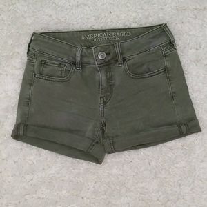 AE Midi Shorts